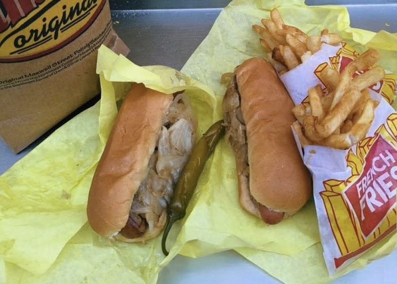 Jim's Original signature dishes Polish Sausage
Double Cheeseburger
Hot Dog